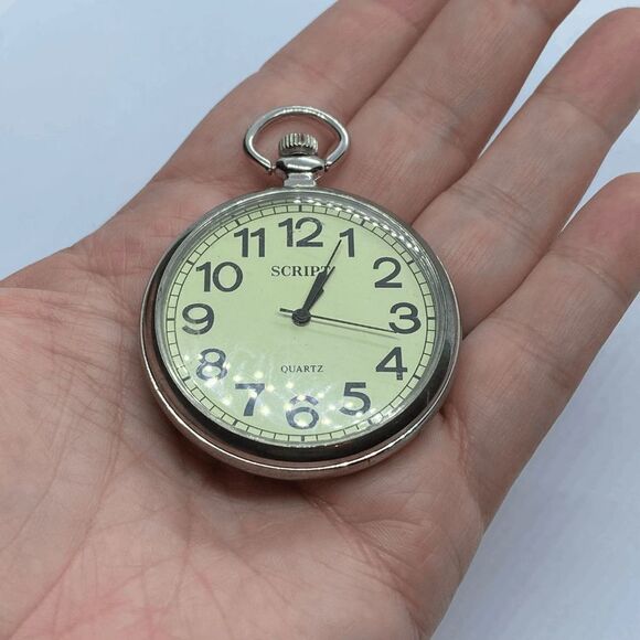 Script Brand Vintage Silver Tone Open Face Retro Pocket Watch *FRESH BATTERY* - Picture 4 of 5